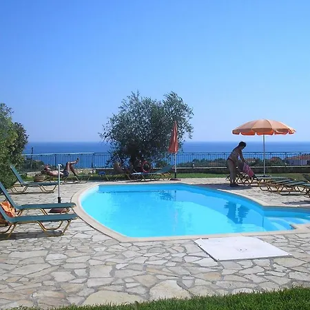 Stefanos Hotel 2*