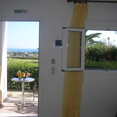 Stefanos 2* Kefalonia Island