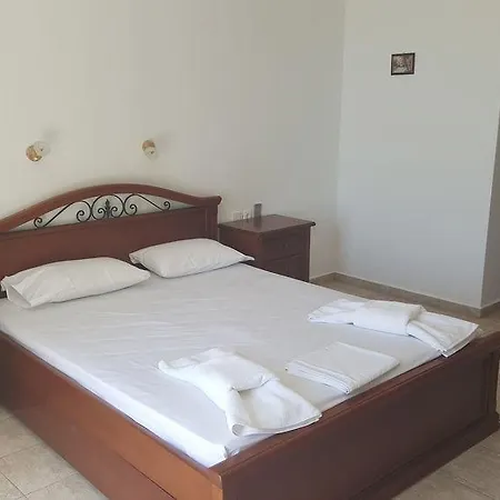 Stefanos 2* Kefalonia Island